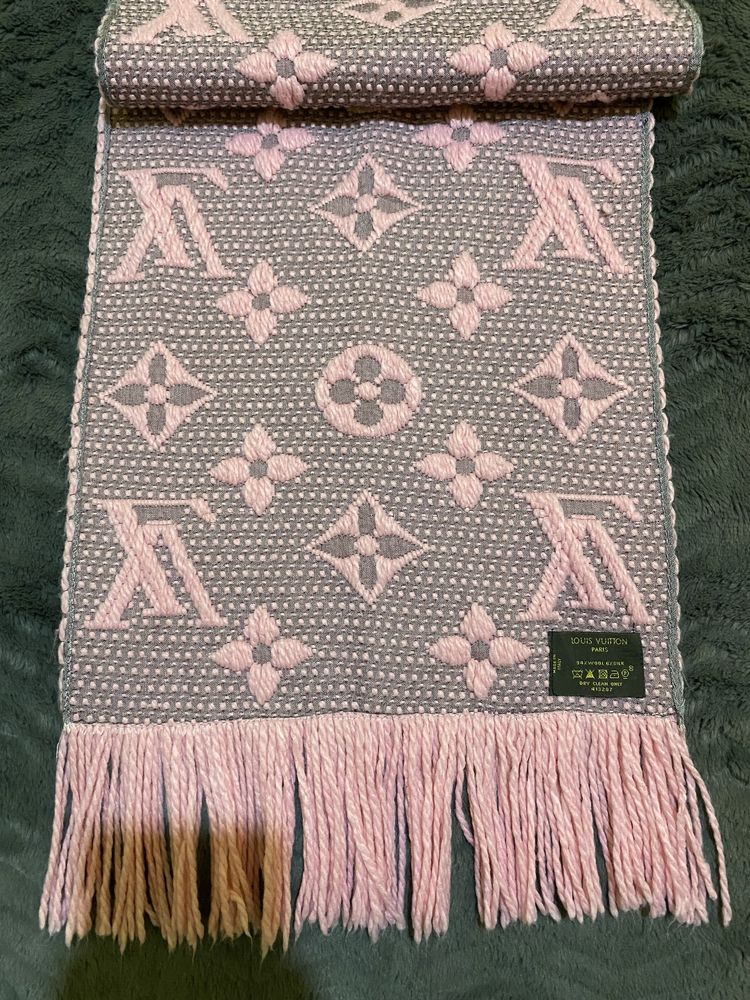 Louis Vuitton Logomania Scarf/Шал