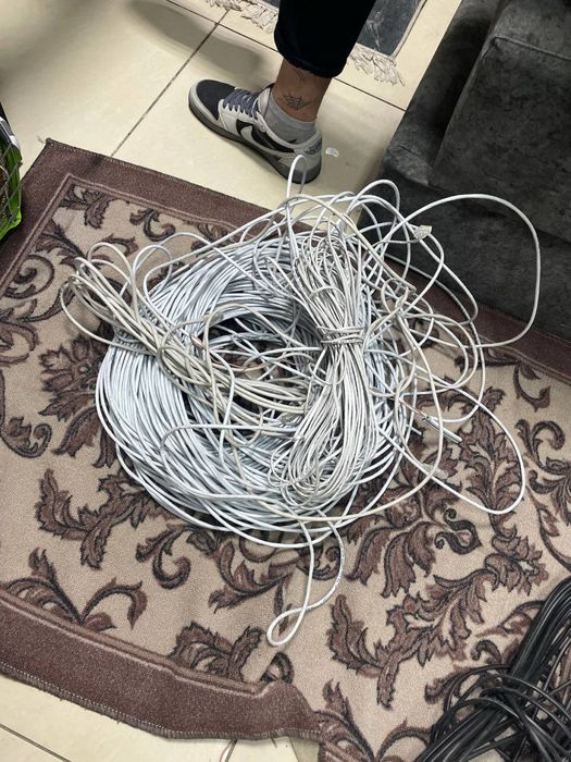 Продается кабель и комплектующие