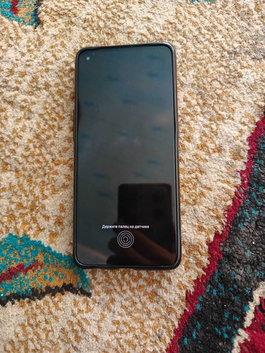 OPPO Reno 8T xolati zur