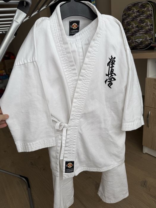 Продам кимано на 8-9 лет