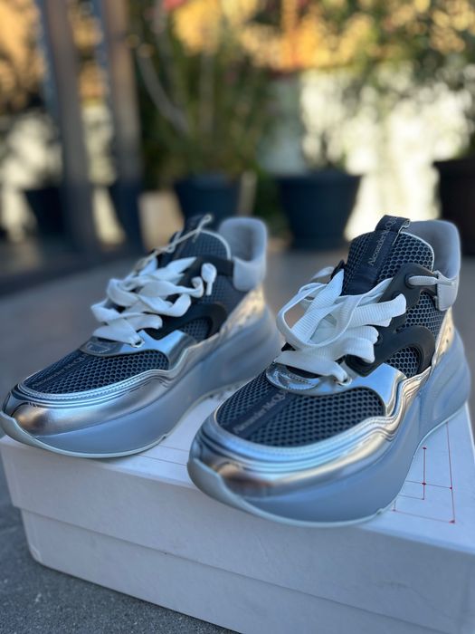 !Sneakers Alexander Mcqueen , originali , NOI !!! Marimea 42