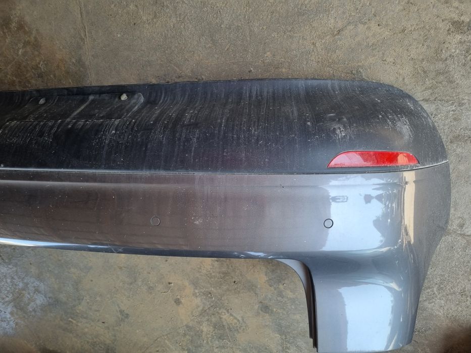 Vând bară spate cu senzori de VW golf5 plus