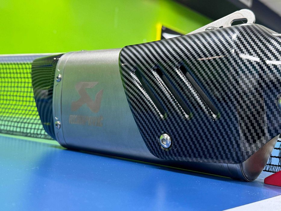 Глушитель Akrapovich