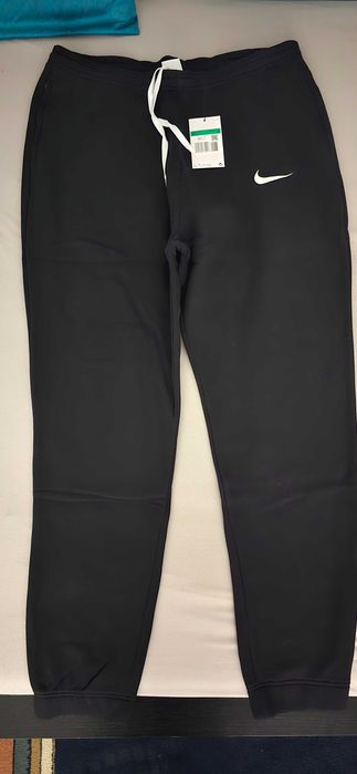 Мъжки суитшърт и мъжки спортен панталон - Nike