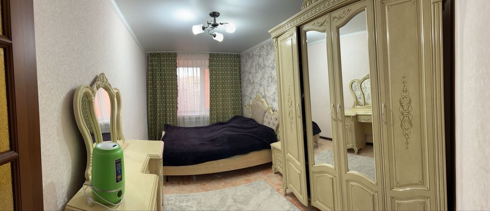 Продам спальный гарнитур