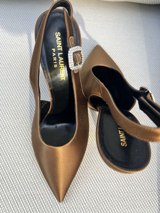 Saint Laurent Yasmeen