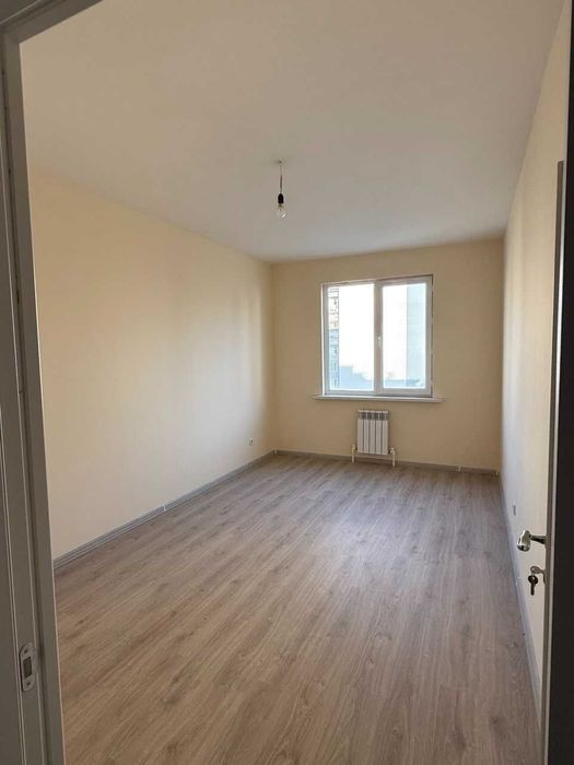 Choshtepa 3/7/7 Sergeli  3xonali  72m² novostroyka 1-metroga 600metr