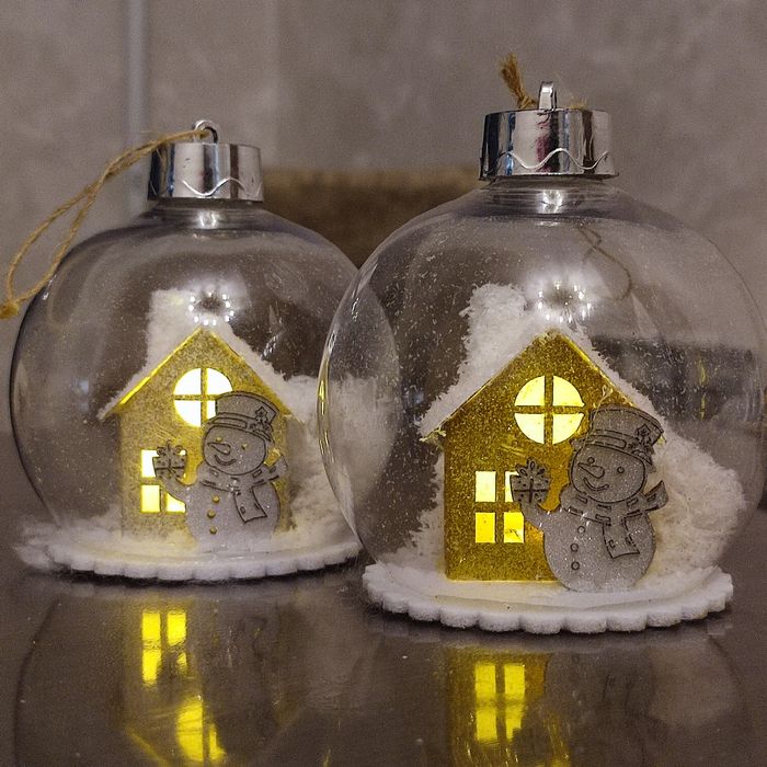 Шарики ёлочные с подсветкой