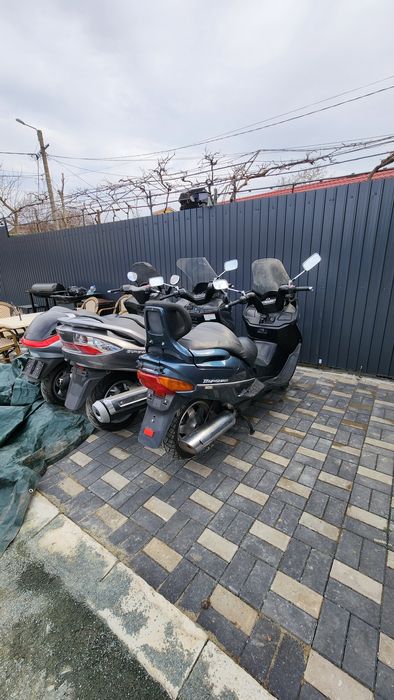 Suzuki Burgman 400