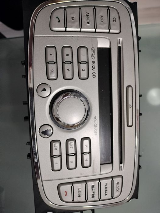 Oferta radiocasetofon Ford