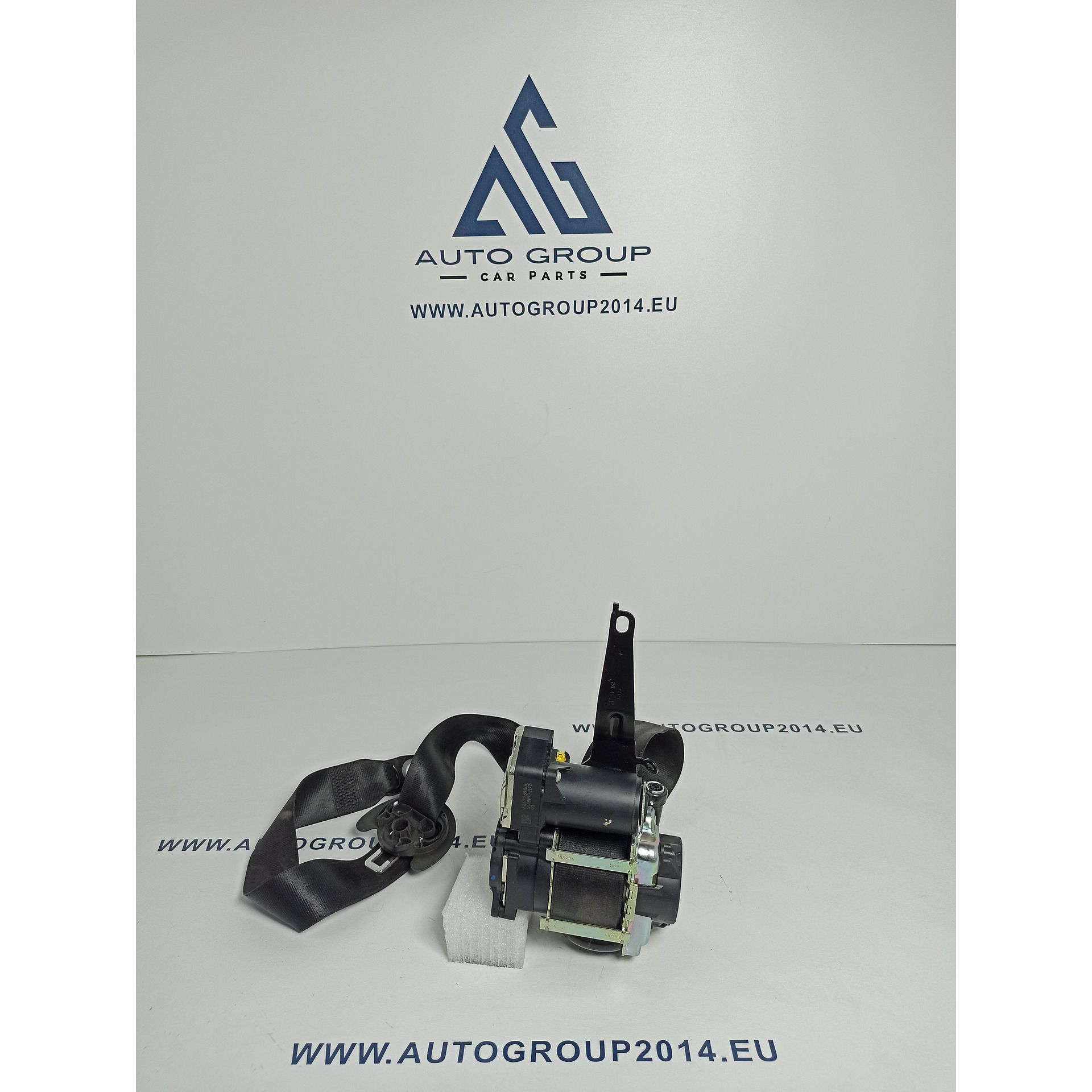 Преден десен колан за audi q7 4m - 4m0857706j