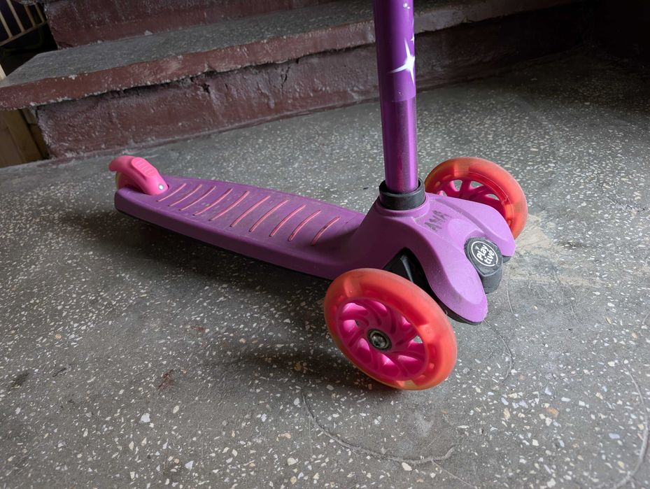 Trotineta 3 roti Playtive lidl