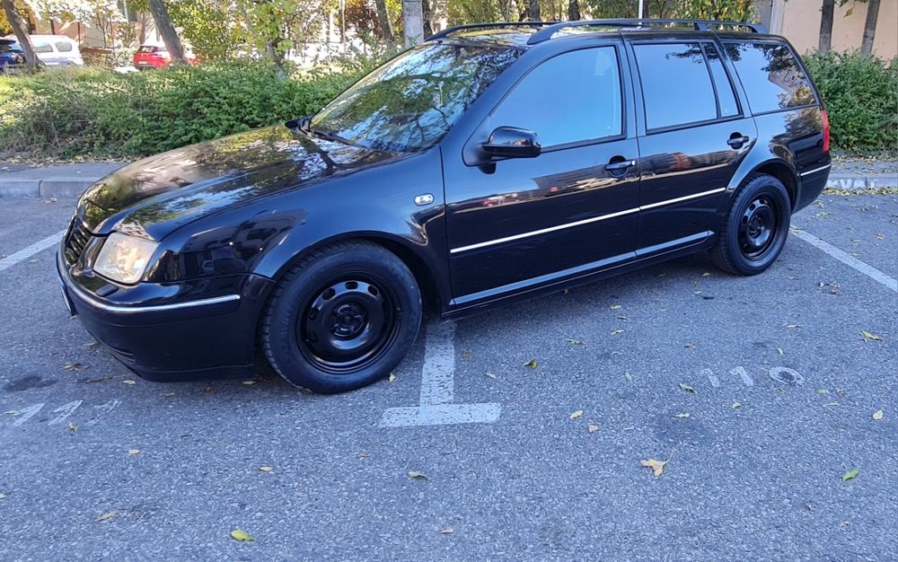 Vând Volkswagen Bora