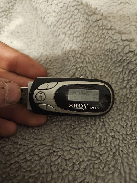 Vând mp3 SHOV baza de baterie