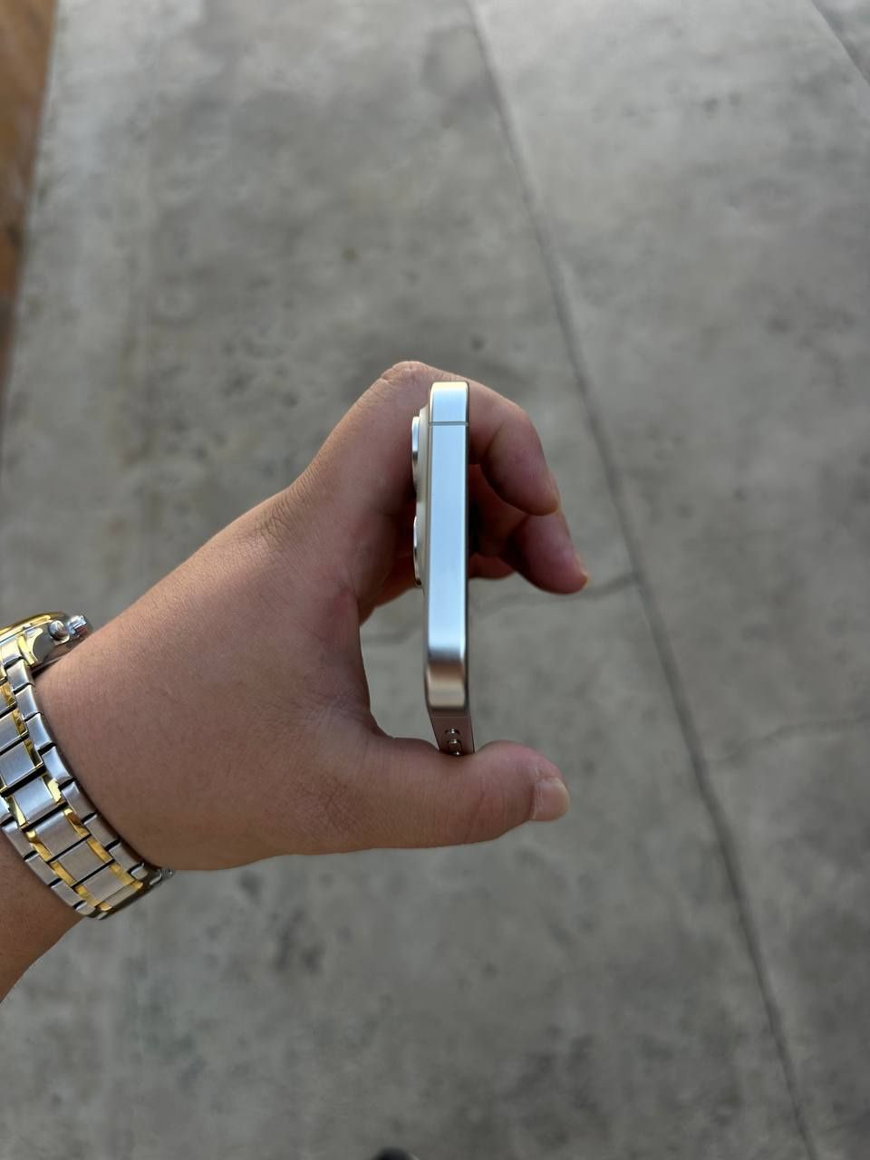 iPhone 15pro ideal