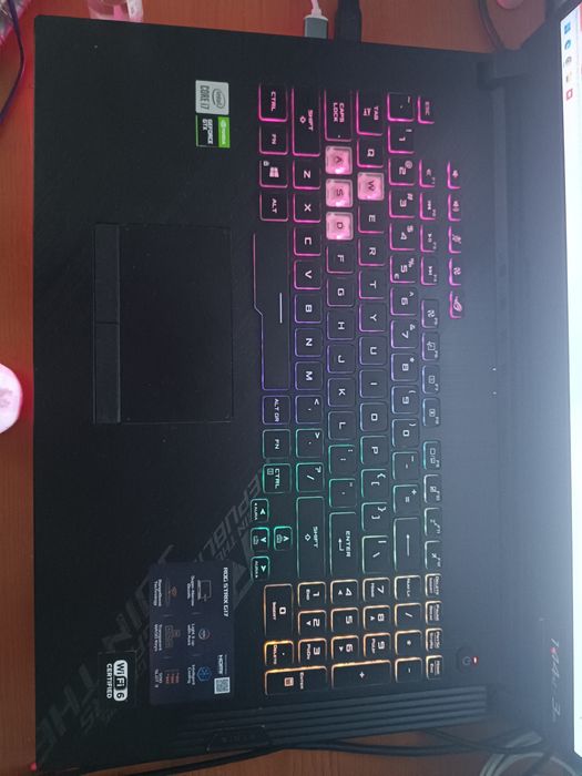 Laptop Asus Rog strix