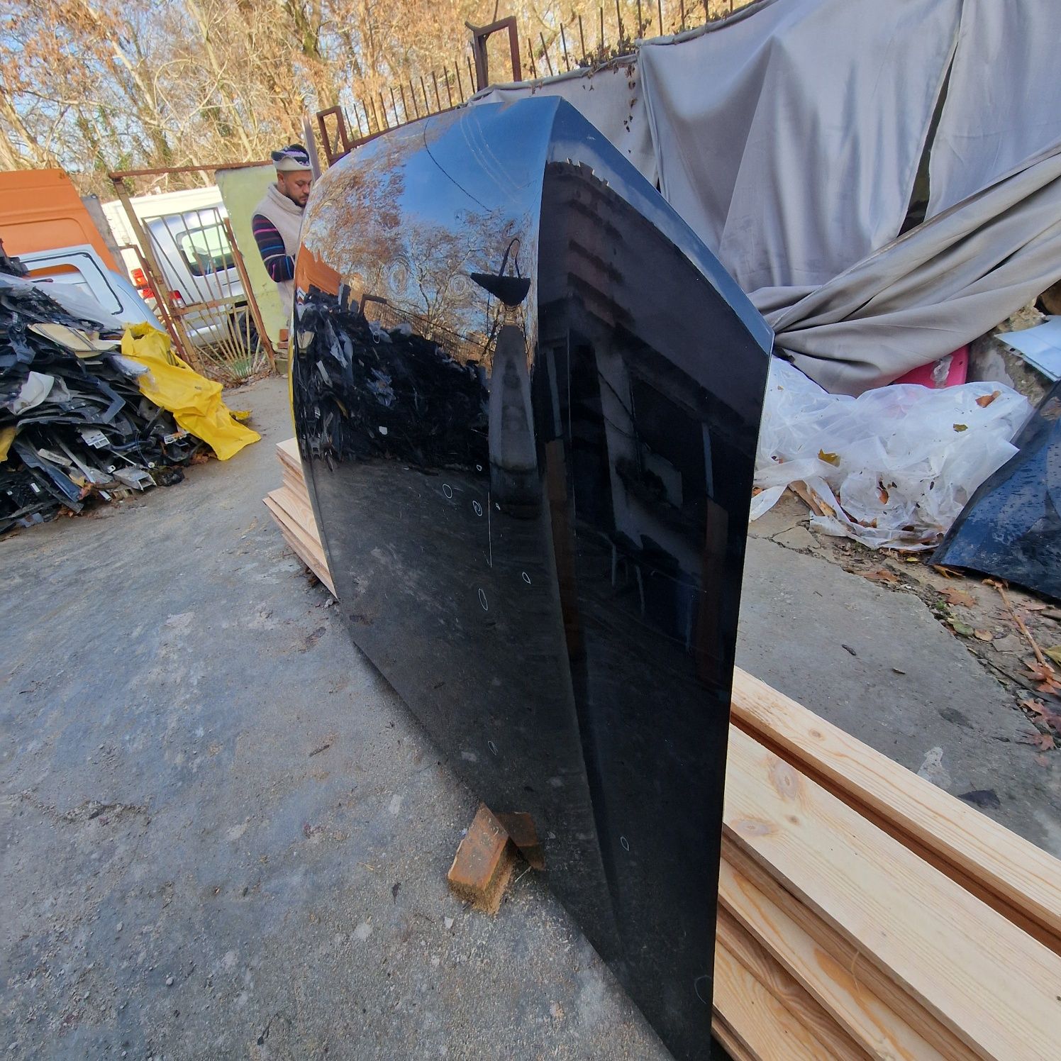Audi Q8 4М8 преден капак