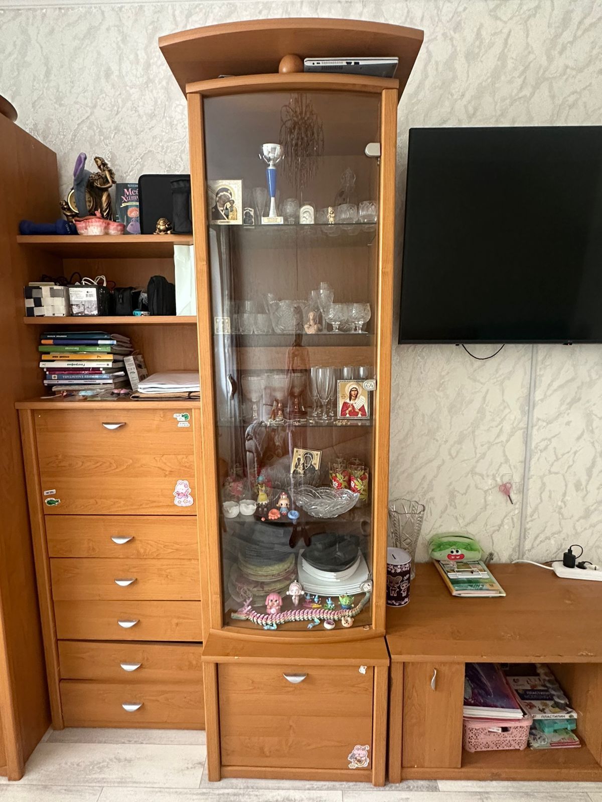 Отдаем стенку бесплатно б/у самовывоз