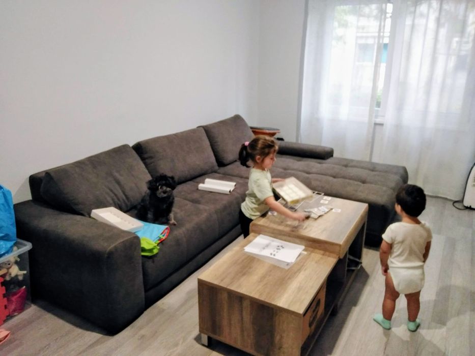 Vând colțar-formă L