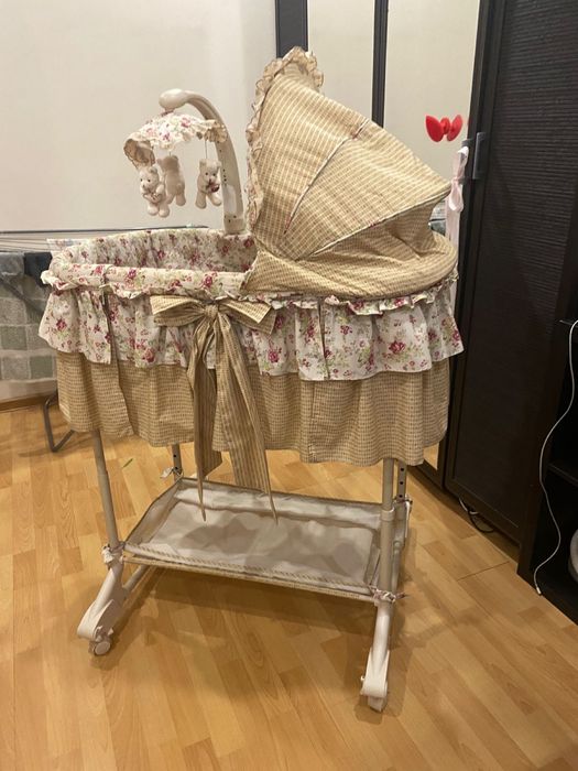 Отдам кроватку(люльку)