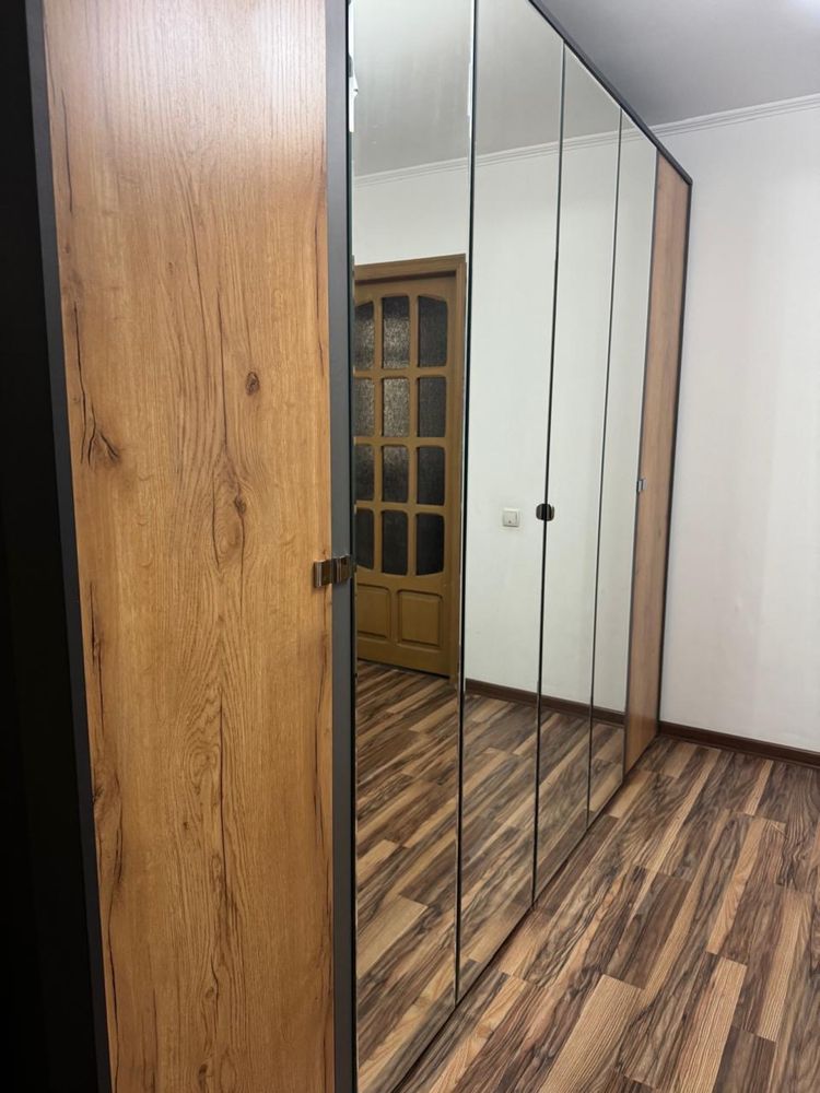 Продается спальний гарнитур