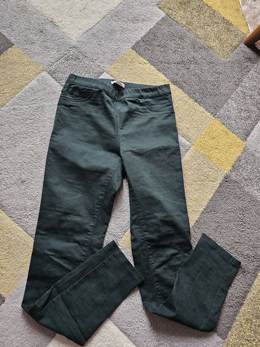 Pantalonul skinny h&m
