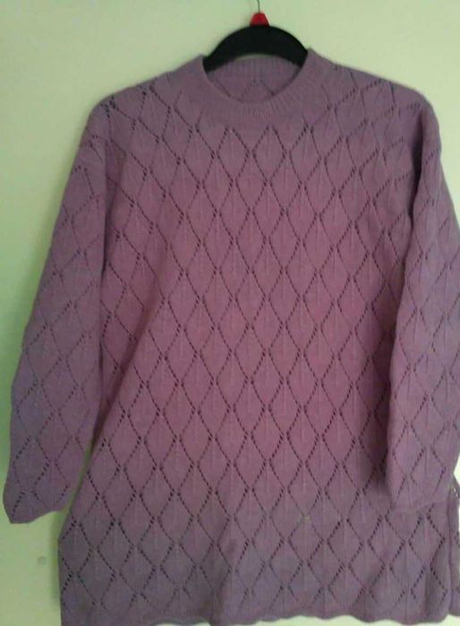 Джемпер нежного сиреневого цвета