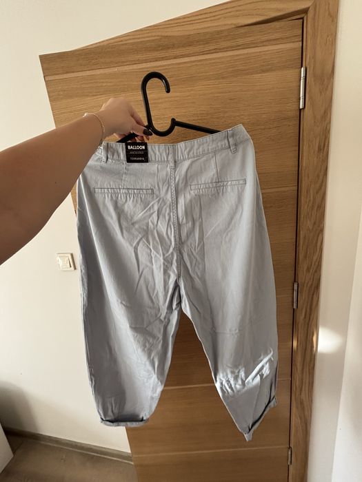 Продавам панталони и дънки