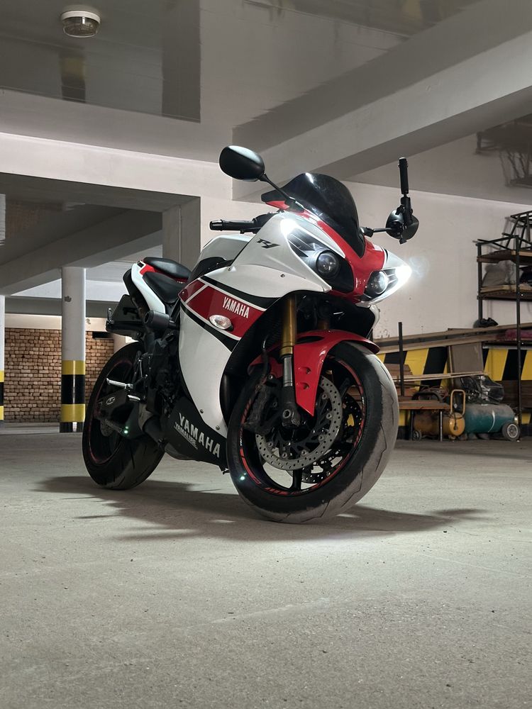 Yamaha R1 2014 sotiladi
