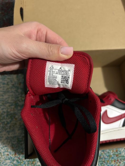 Jordan air 1 MID Rosu