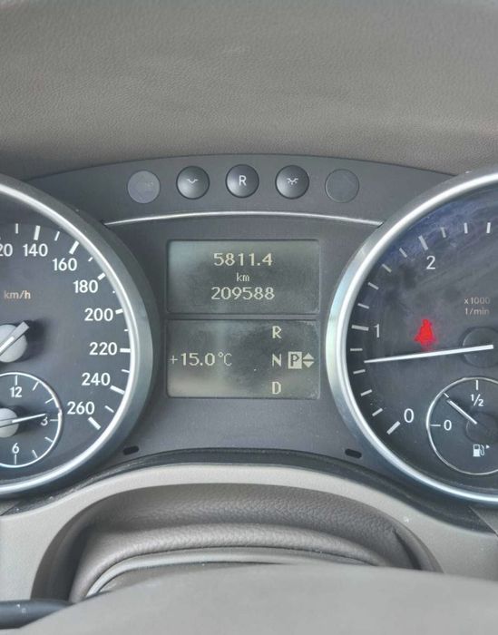 Vând Mercedes ML 320 4 Matic