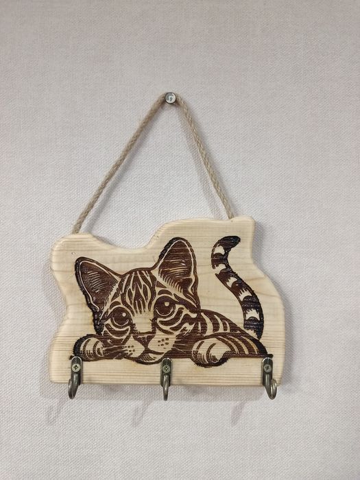 Ключница из натуральной сосны