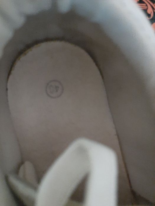 Vând adidas Karl Lagerfeld