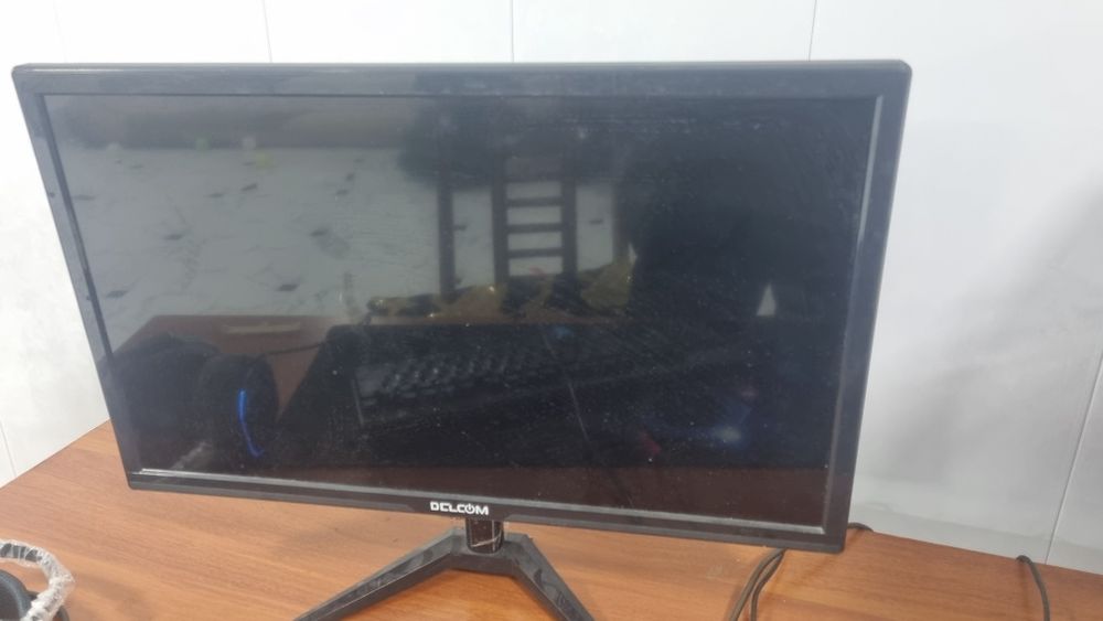 Monitor 22 dyum 75 hz Delcom