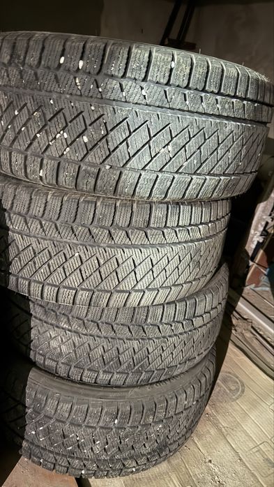 Покрышка баллон 235/45 R18