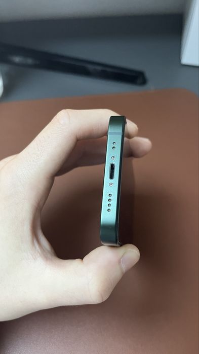 iPhone 13 mini 128 GB 80% baterie