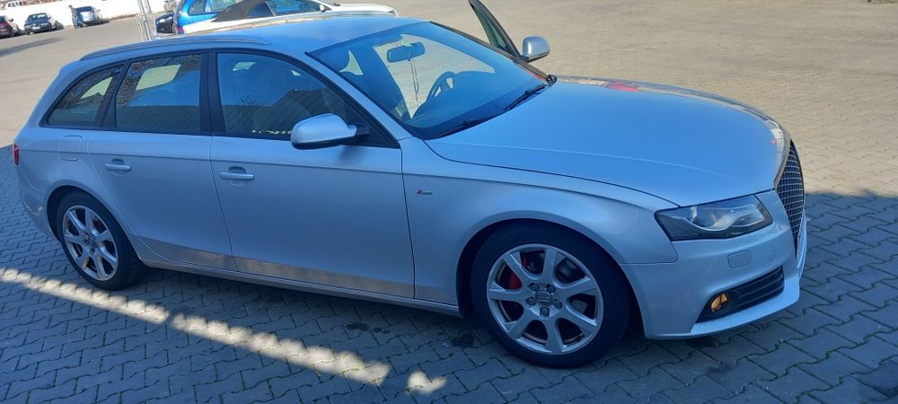 Vând Audi A4 S line