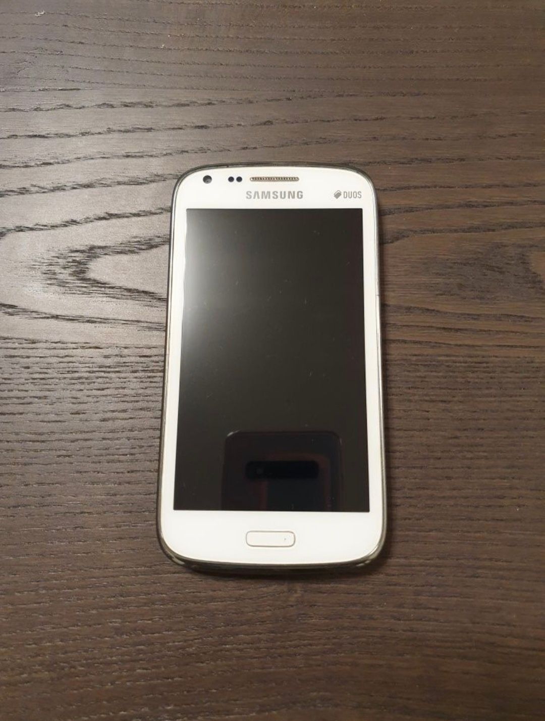 Телефон Samsung Galaxy Core GT-I8262
