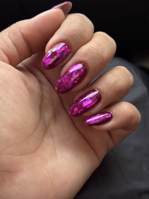 Мастер nail индустрии приглашает прекрасных дам на маникюр педикюр