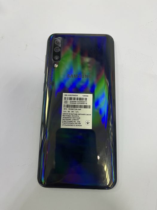 Продам Samsung A50 128gb