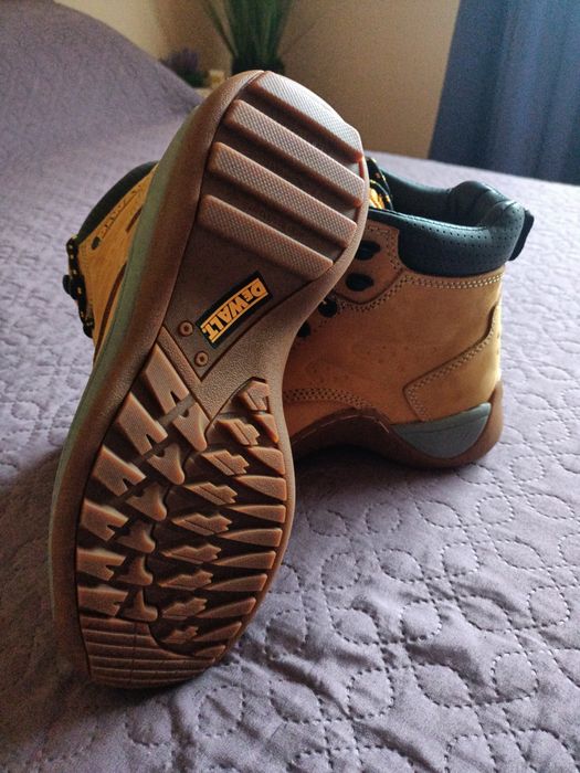 Ghete damă DeWALT și CMP