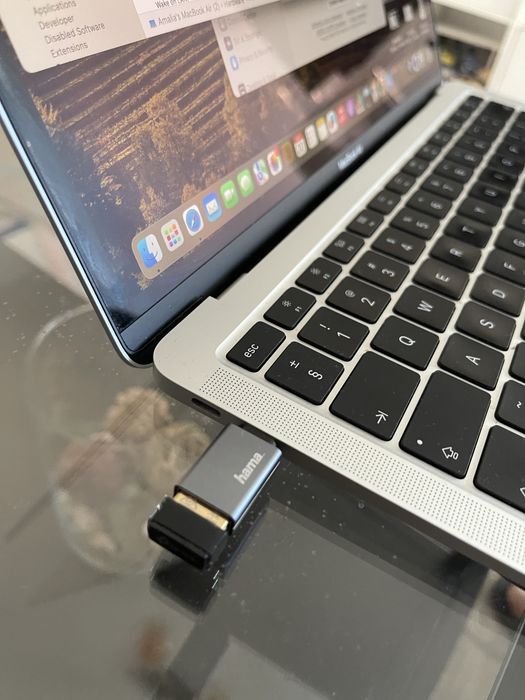 Macbook Air 13” Retina 2020 i3 8gb  256 ssd