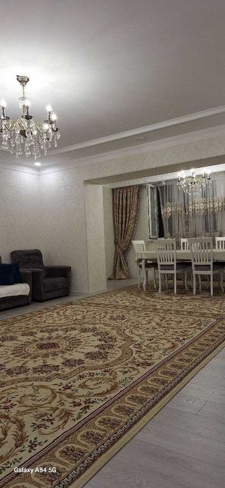 Аренда. Метро Новза. Банковский Дом с ремонтом.