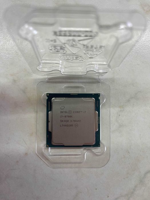 Vand KIT-Gaming i7-8700K + Racire pe apa.