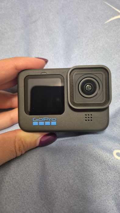 GoPro Hero 11 + card memorie 256 GB