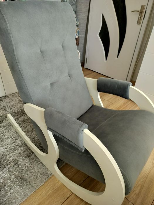 , Нов люлеещ стол ,