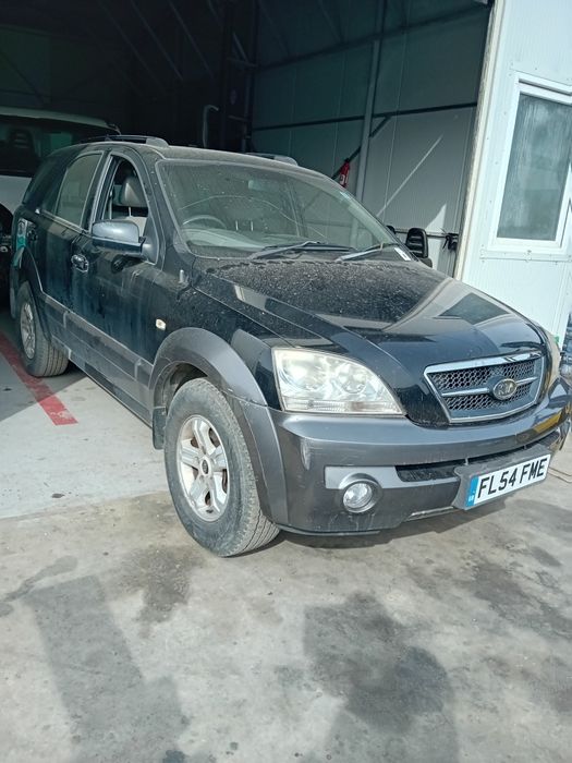 Capota bara fata kia sorento 2.4