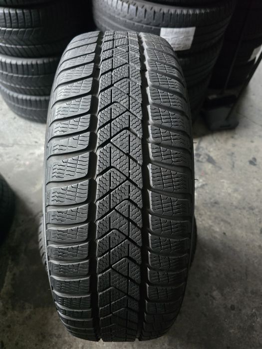 Pirelli 225/60 R18 104H MS iarnă
