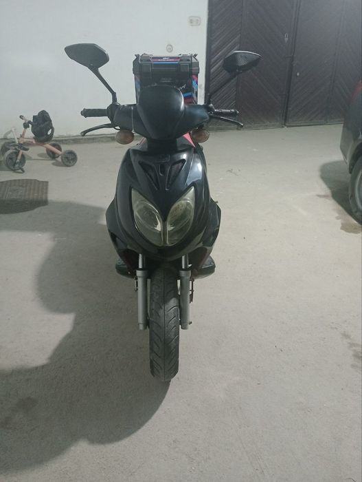 Scooter Stels tactic 50cc sotiladi