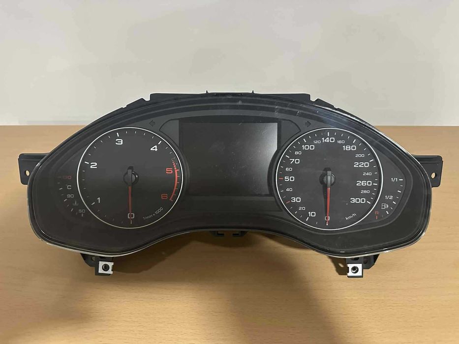 Километраж AUDI A6 / A7 C7 4G ( 2011 - 2018 ) 4G8920900J